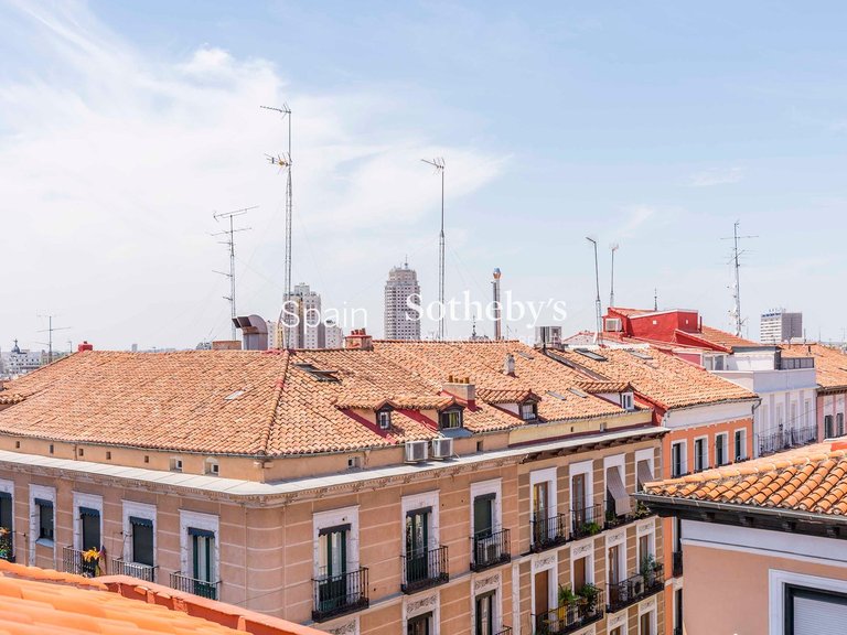 Apartment for Sale in Madrid, Madrid 18