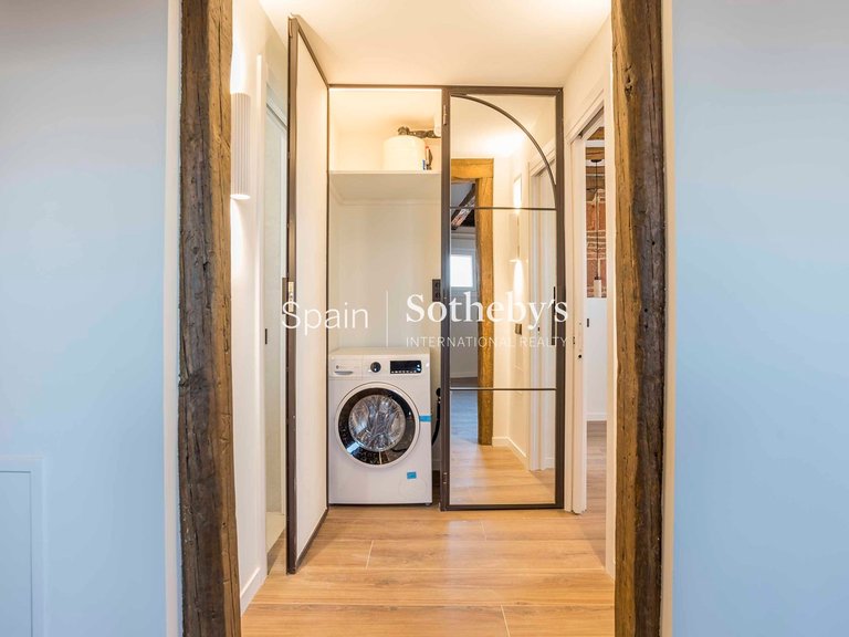 Apartment for Sale in Madrid, Madrid 8