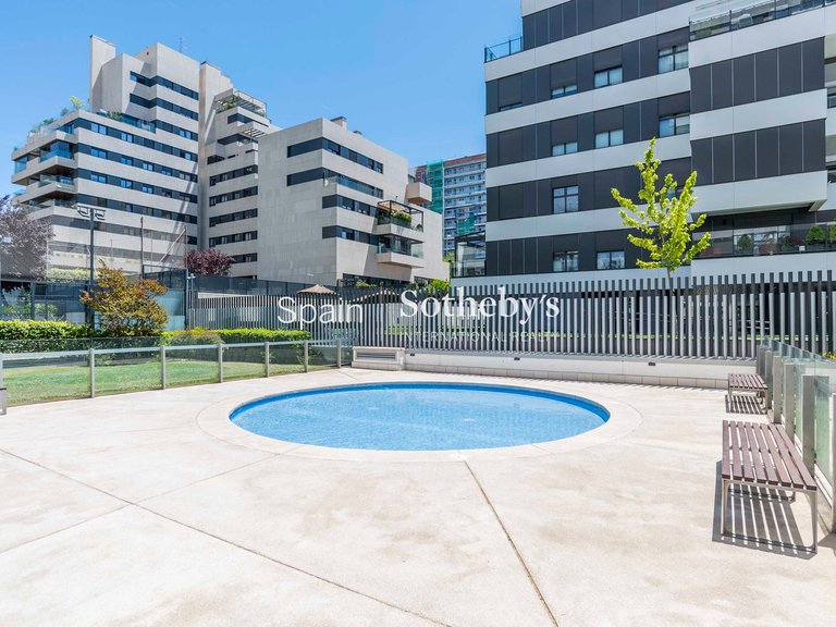 Apartment for Sale in Madrid, Madrid 32