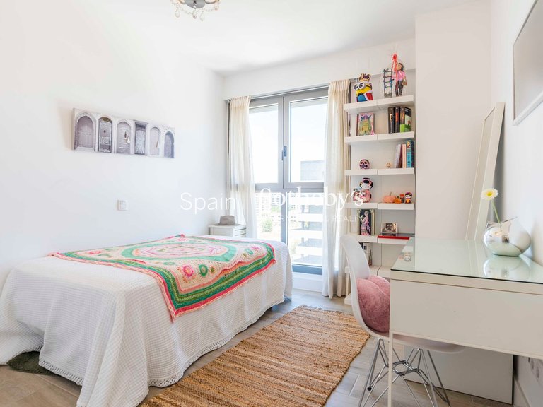 Apartment for Sale in Madrid, Madrid 22
