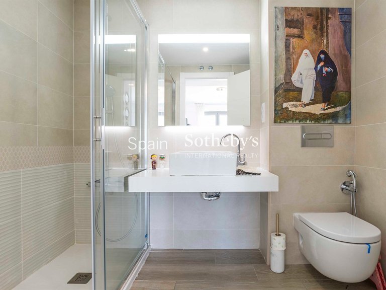 Apartment for Sale in Madrid, Madrid 27