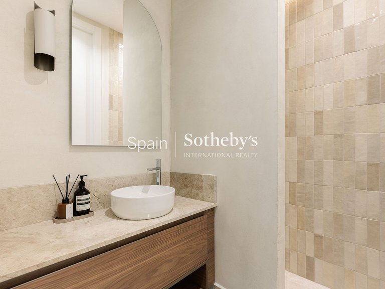 Apartment for Sale in Madrid, Madrid 23