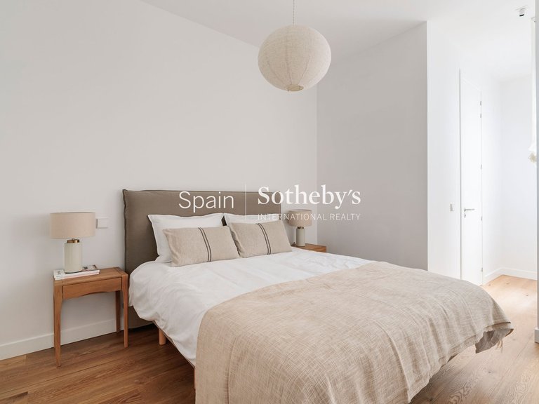 Apartment for Sale in Madrid, Madrid 16