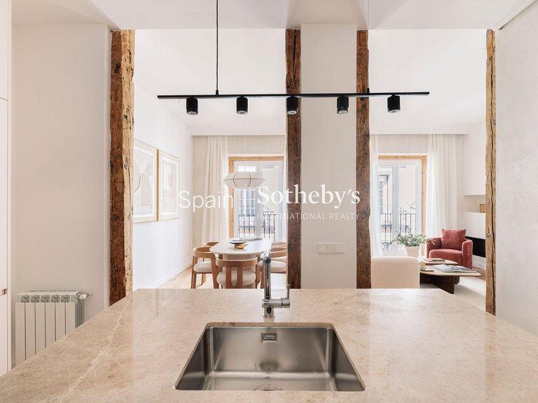 Apartment for Sale in Madrid, Madrid 11