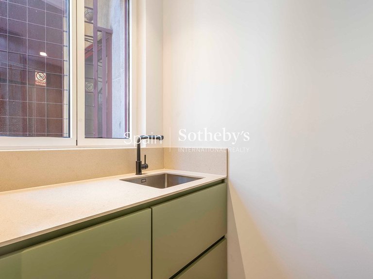 Apartment for Sale in Madrid, Madrid 21