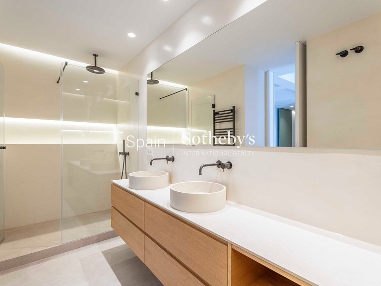 Apartment for Sale in Madrid, Madrid 44