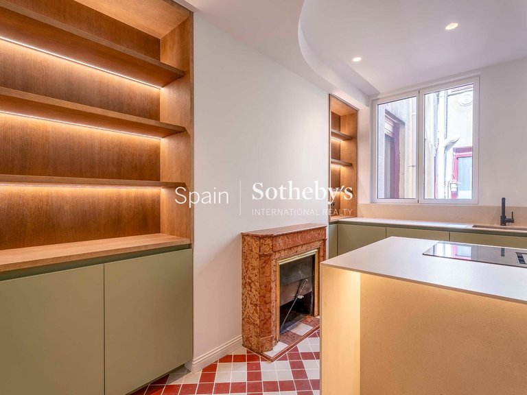 Apartment for Sale in Madrid, Madrid 13