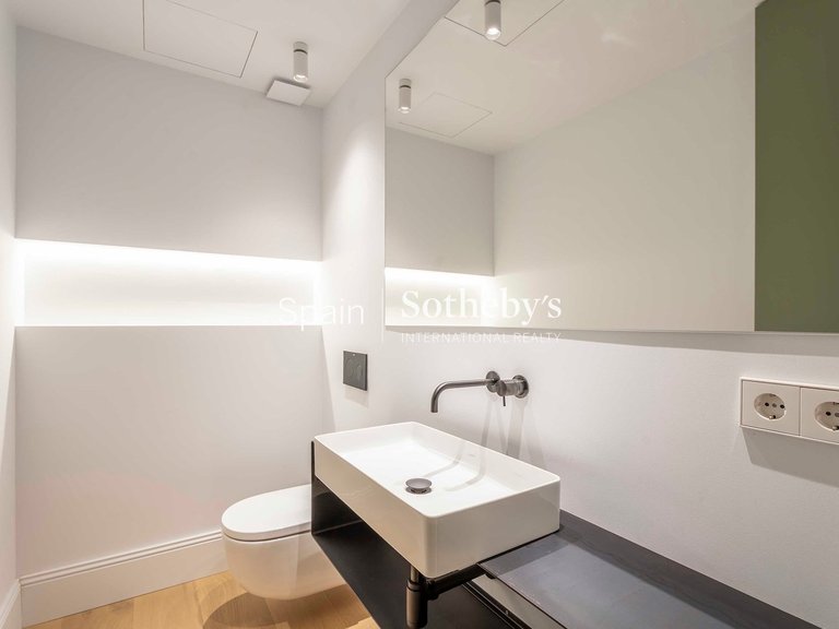 Apartment for Sale in Madrid, Madrid 37
