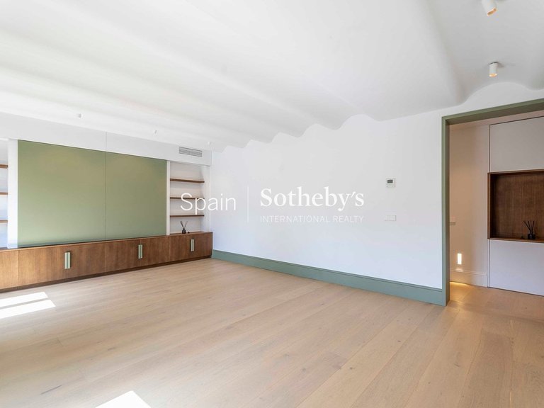 Apartment for Sale in Madrid, Madrid 8