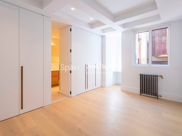 Apartment for Sale in Madrid, Madrid 40