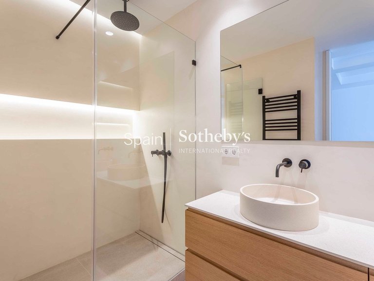 Apartment for Sale in Madrid, Madrid 43