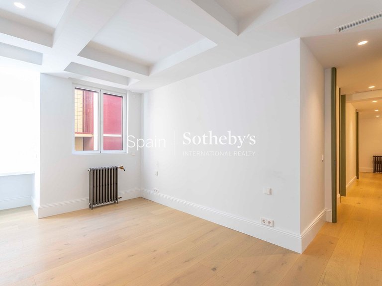 Apartment for Sale in Madrid, Madrid 33
