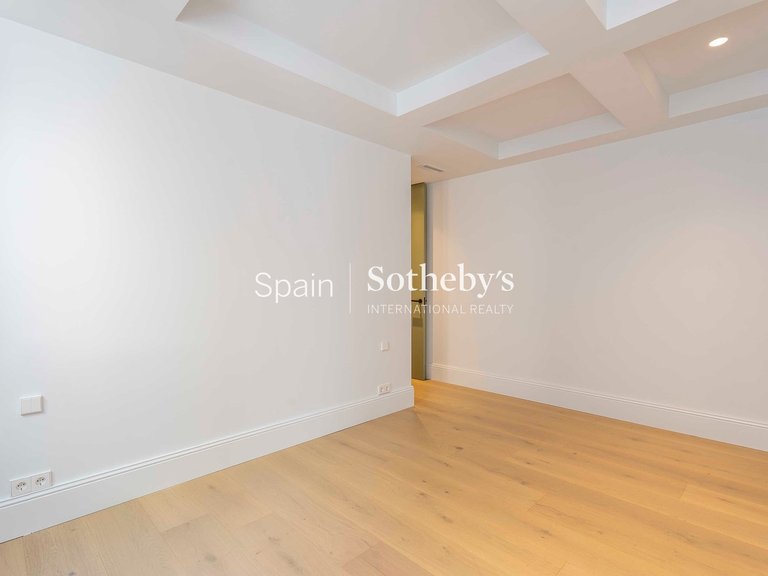Apartment for Sale in Madrid, Madrid 39