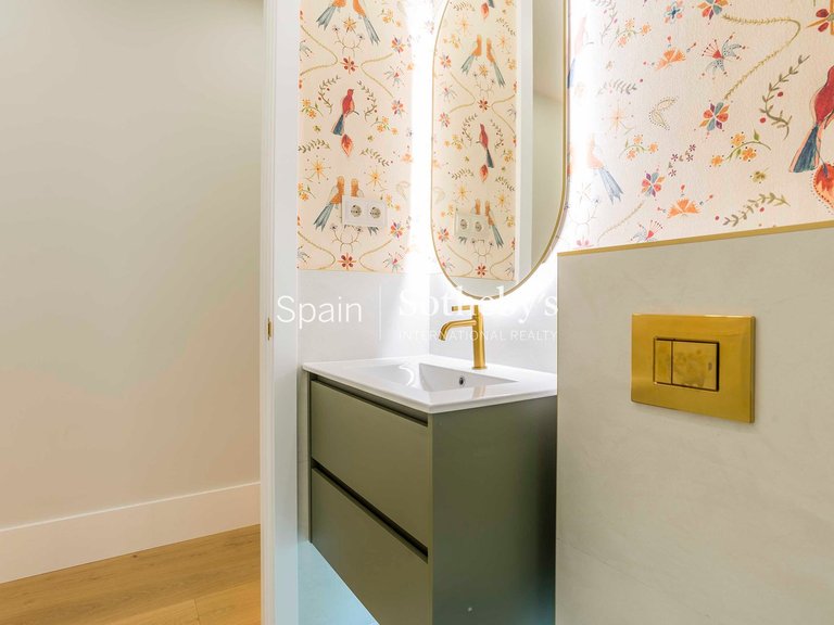 Apartment for Sale in Madrid, Madrid 33