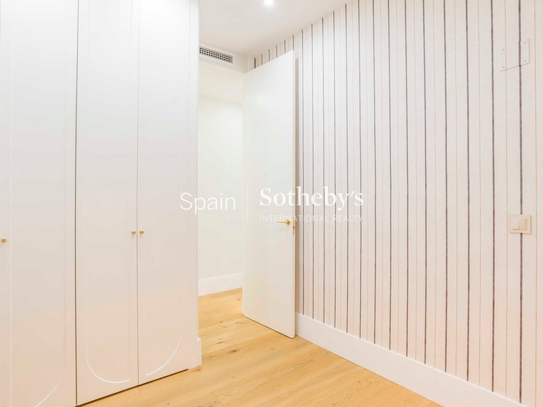 Apartment for Sale in Madrid, Madrid 29