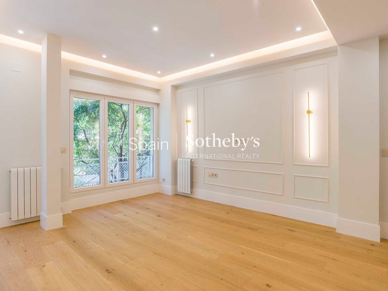 Apartment for Sale in Madrid, Madrid 12