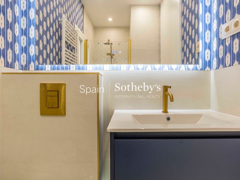 Apartment for Sale in Madrid, Madrid 36