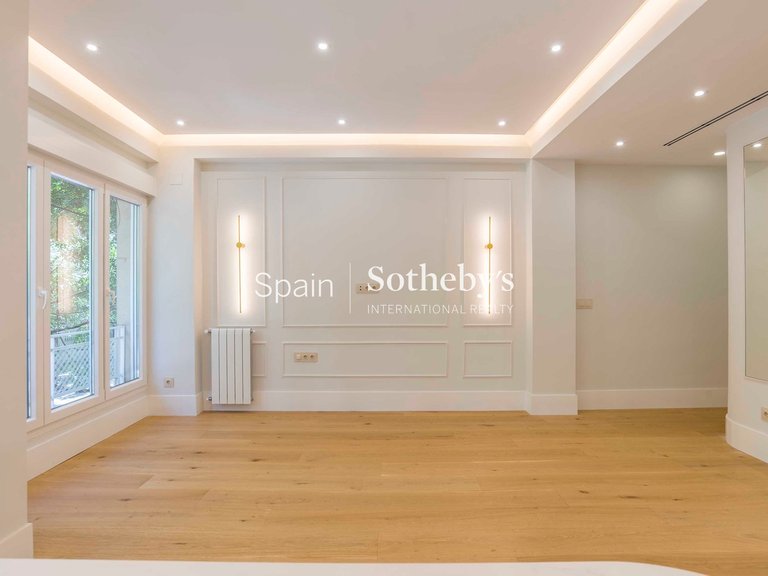 Apartment for Sale in Madrid, Madrid 22