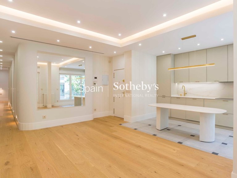 Apartment for Sale in Madrid, Madrid 20