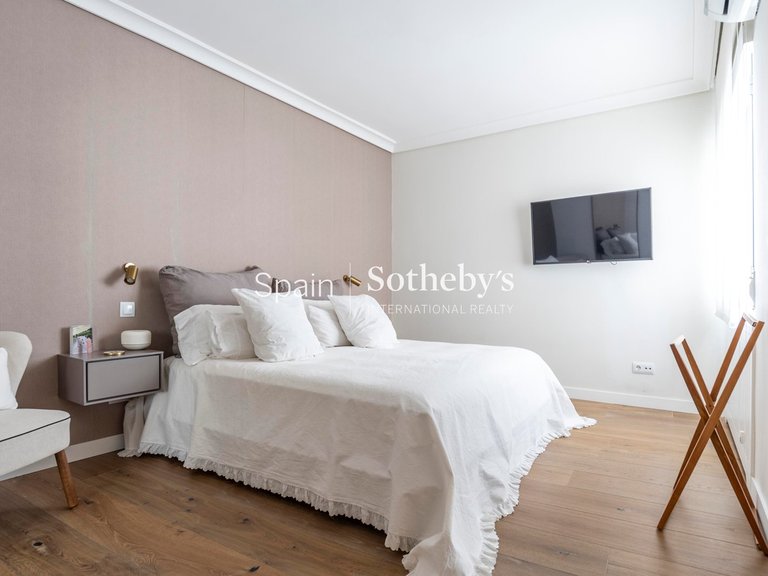 Apartment for Sale in Madrid, Madrid 41