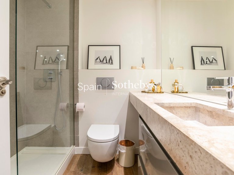 Apartment for Sale in Madrid, Madrid 36