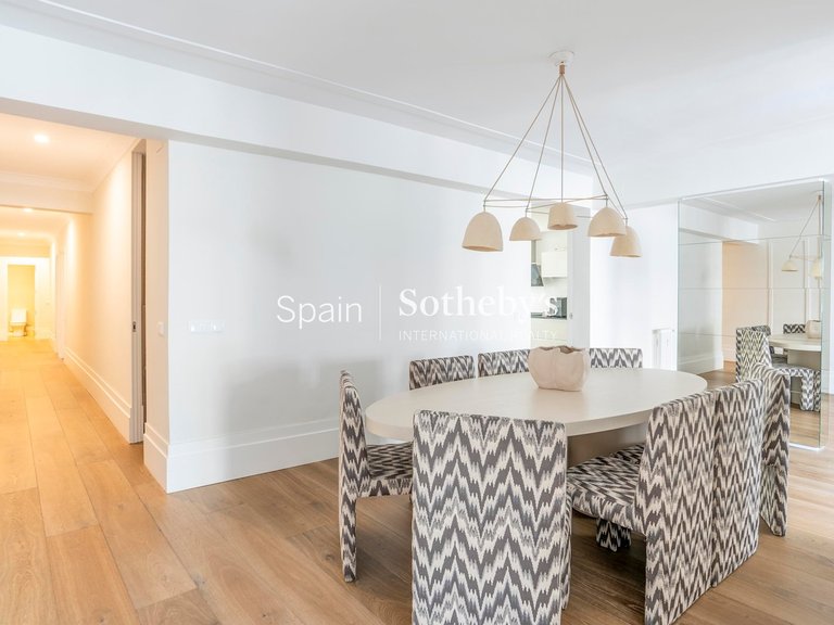 Apartment for Sale in Madrid, Madrid 17