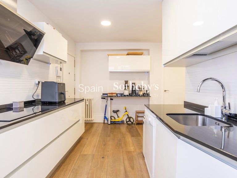 Apartment for Sale in Madrid, Madrid 20