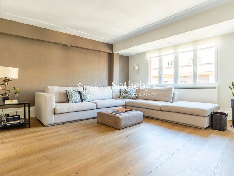 Apartment for Sale in Madrid, Madrid 10