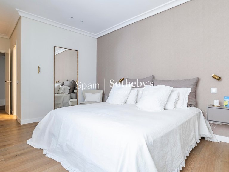 Apartment for Sale in Madrid, Madrid 29