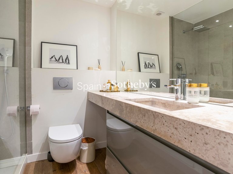 Apartment for Sale in Madrid, Madrid 38