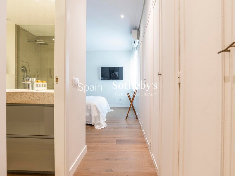 Apartment for Sale in Madrid, Madrid 32