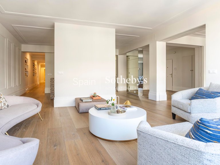 Apartment for Sale in Madrid, Madrid 3
