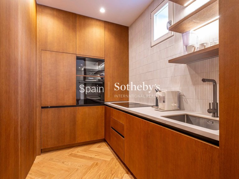 Apartment for Sale in Madrid, Madrid 14