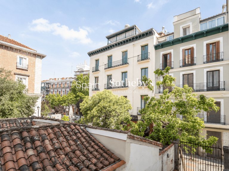 Apartment for Sale in Madrid, Madrid 32