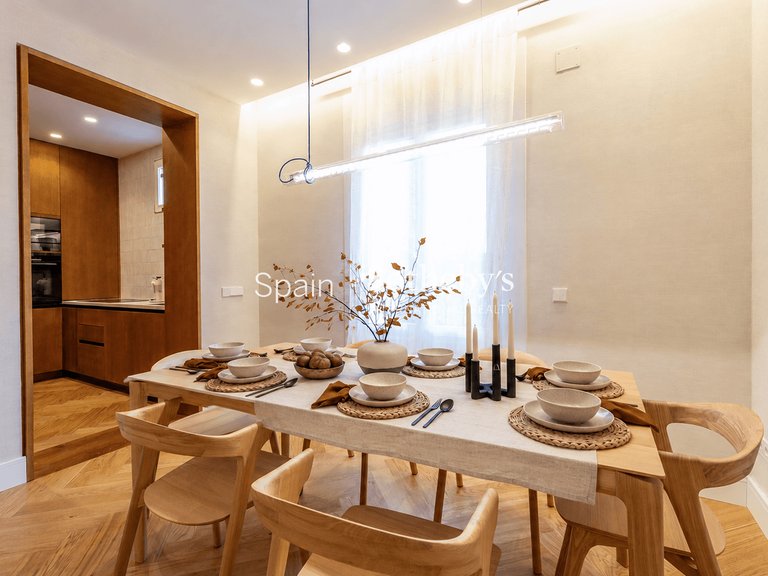 Apartment for Sale in Madrid, Madrid 11