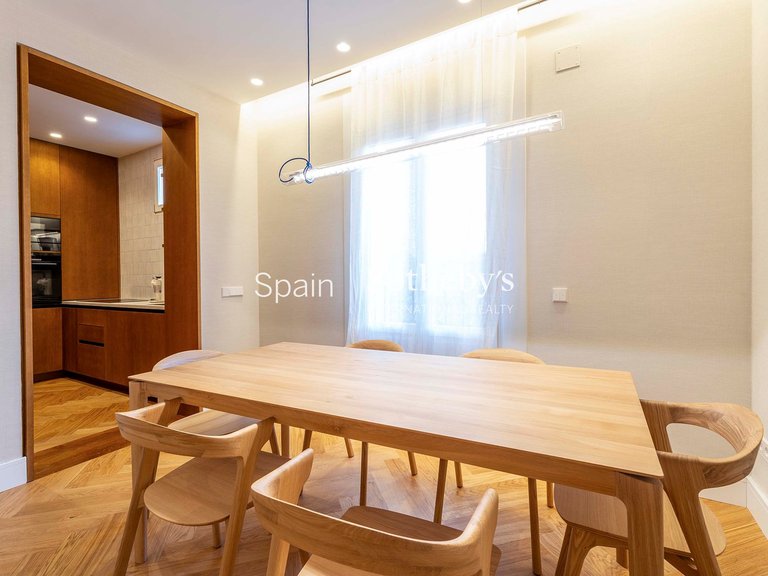 Apartment for Sale in Madrid, Madrid 12