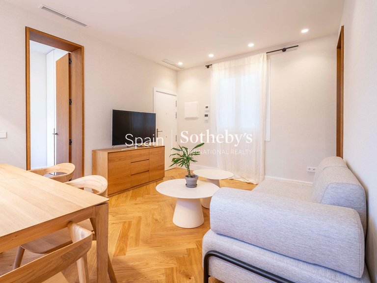 Apartment for Sale in Madrid, Madrid 8