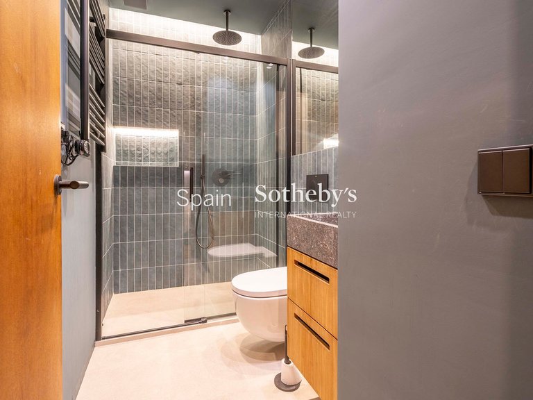 Apartment for Sale in Madrid, Madrid 41