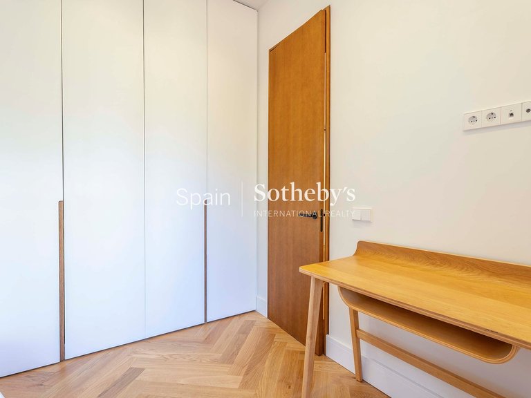 Apartment for Sale in Madrid, Madrid 26