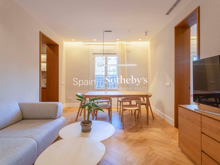 Apartment for Sale in Madrid, Madrid 3