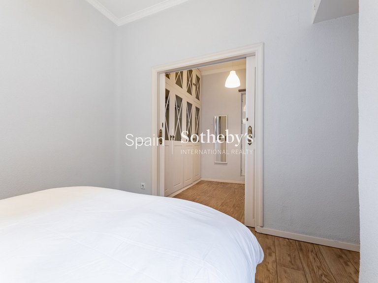 Apartment for Sale in Madrid, Madrid 17