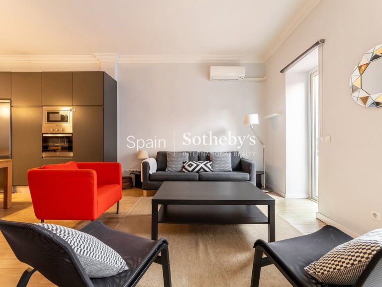 Apartment for Sale in Madrid, Madrid 5