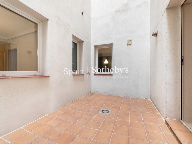Apartment for Sale in Madrid, Madrid 31