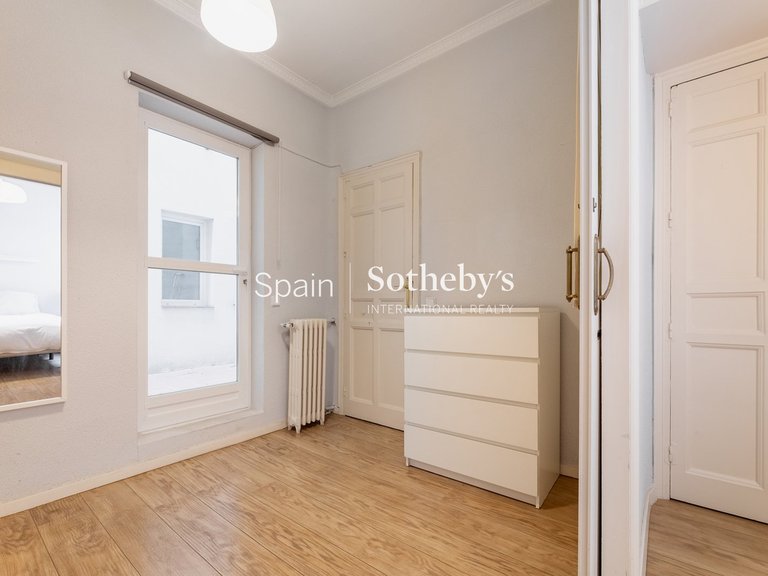 Apartment for Sale in Madrid, Madrid 19