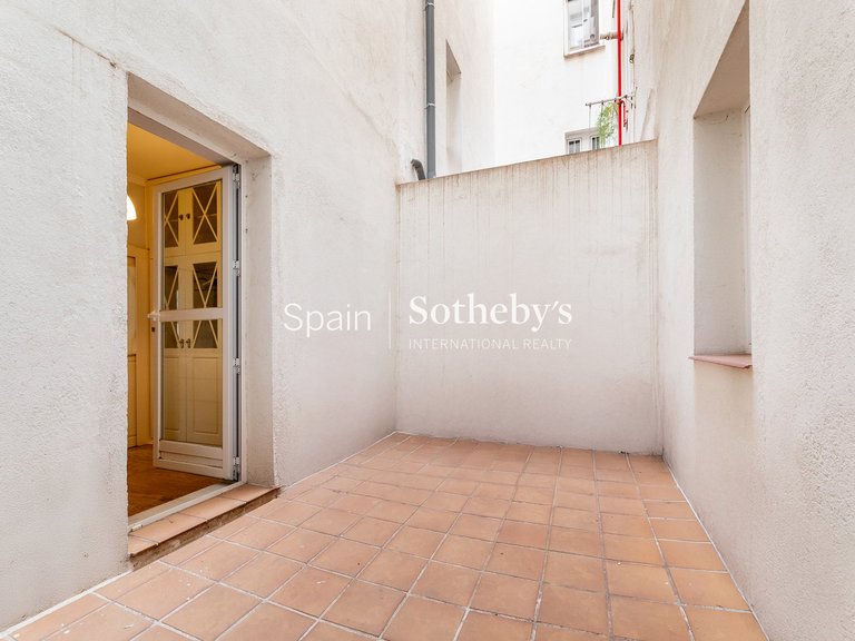 Apartment for Sale in Madrid, Madrid 28