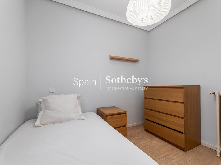 Apartment for Sale in Madrid, Madrid 26