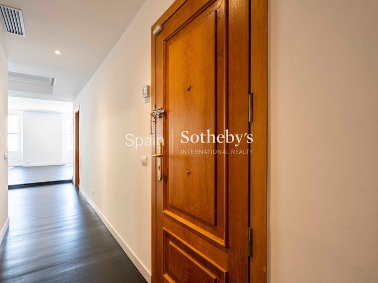 Apartment for Rent in Madrid, Madrid 26