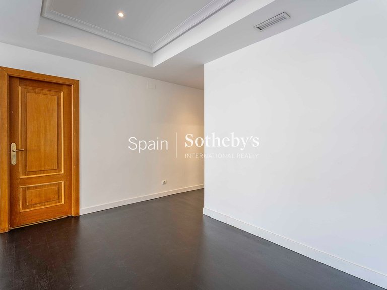 Apartment for Rent in Madrid, Madrid 12