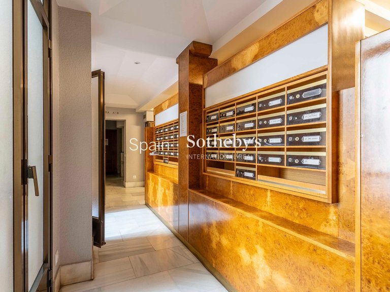 Apartment for Rent in Madrid, Madrid 39