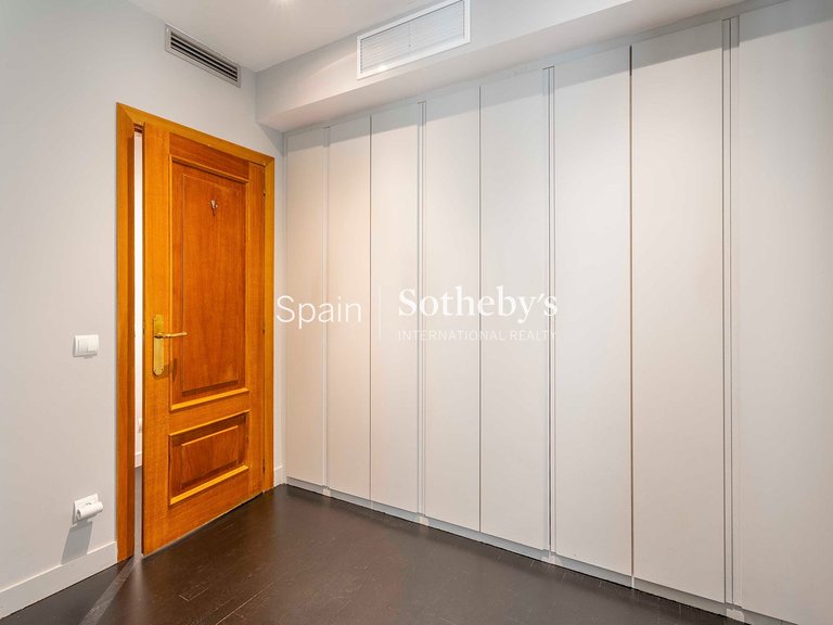 Apartment for Rent in Madrid, Madrid 25